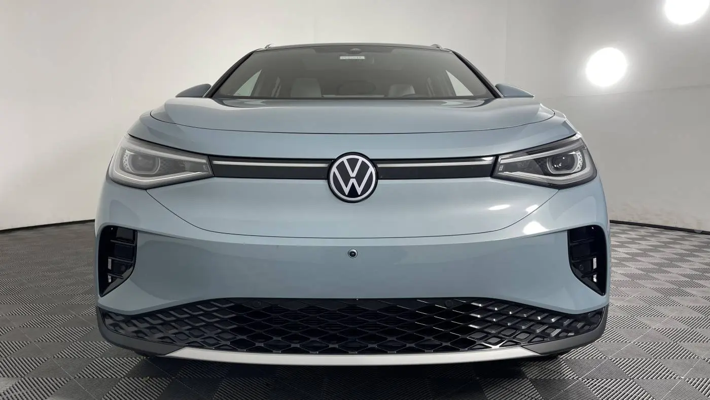 2025 Volkswagen ID.4 1V2DSPE82SC004375