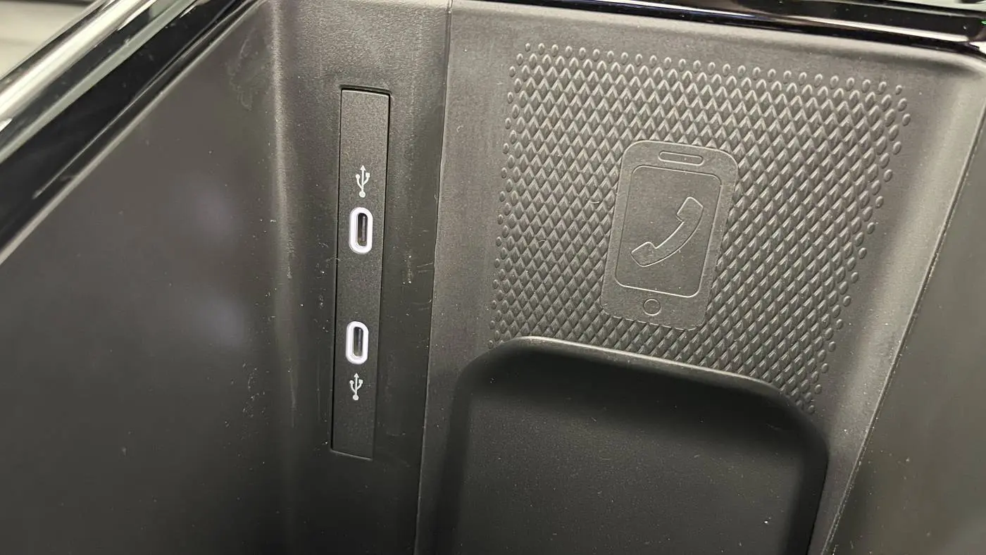 2025 Volkswagen ID.4 1V2DSPE82SC004375
