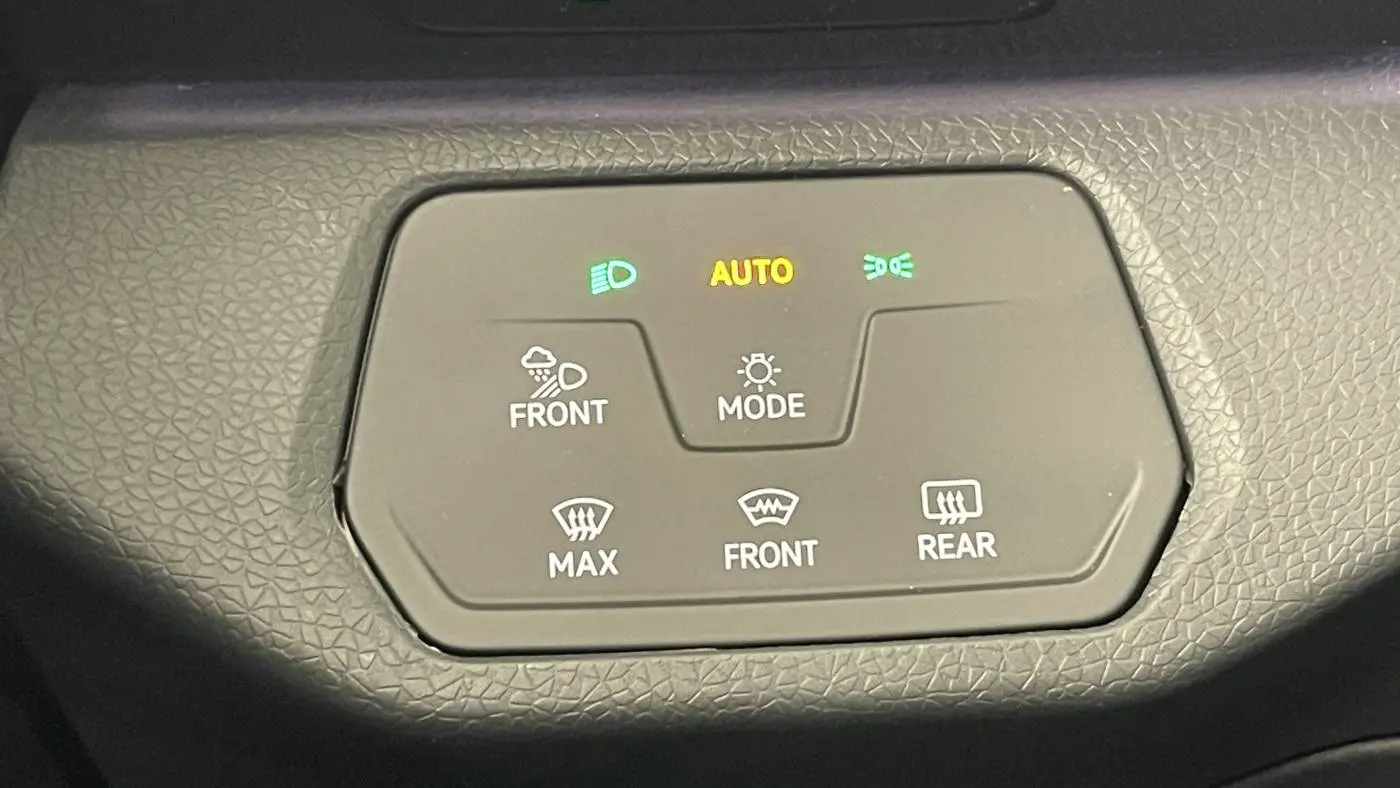 2025 Volkswagen ID.4 1V2DSPE82SC004375