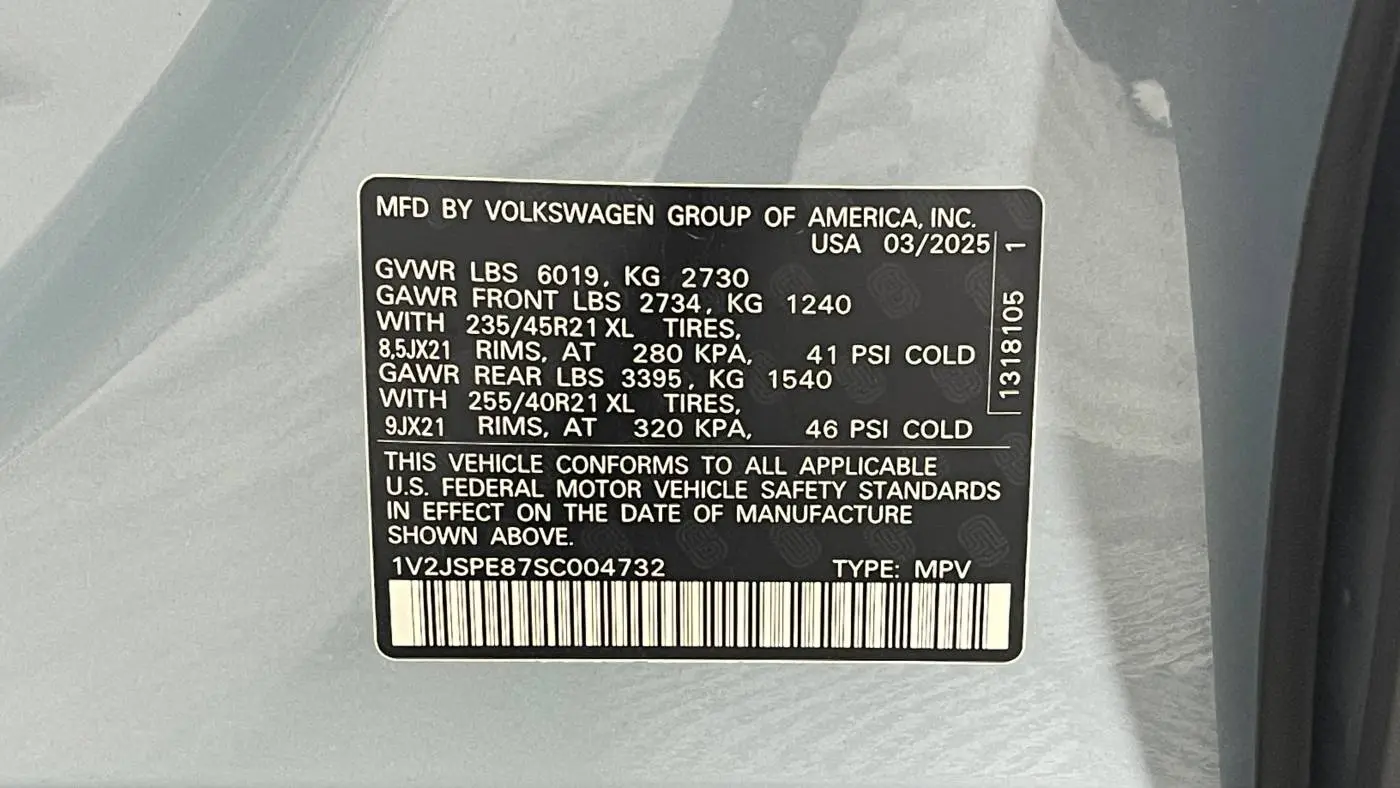 2025 Volkswagen ID.4 1V2DSPE82SC004375