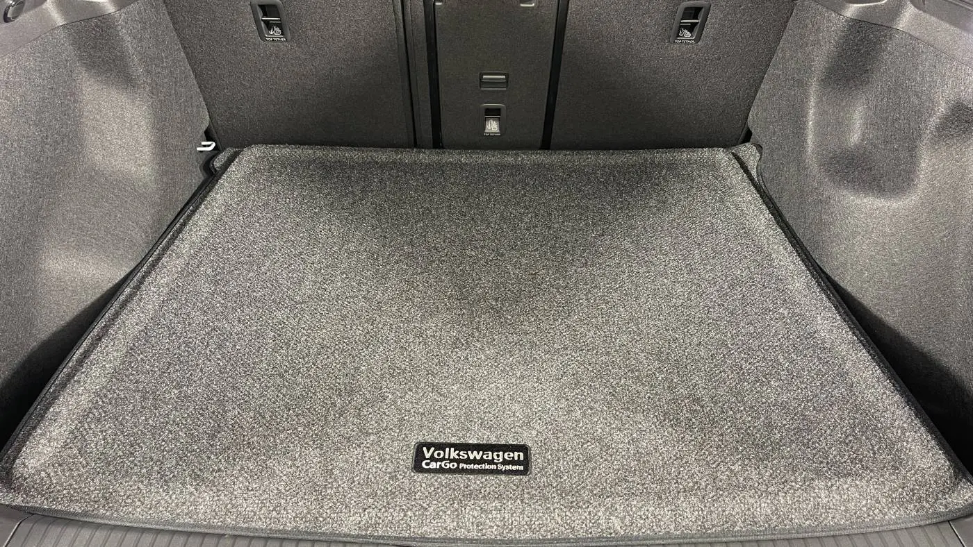 2025 Volkswagen ID.4 1V2DSPE82SC004375