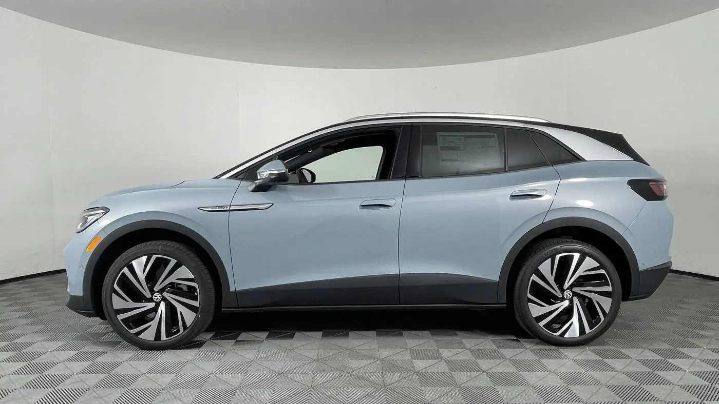 2025 Volkswagen ID.4 1V2DSPE82SC004375