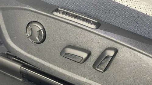 2025 Volkswagen ID.4 1V2DSPE82SC004375