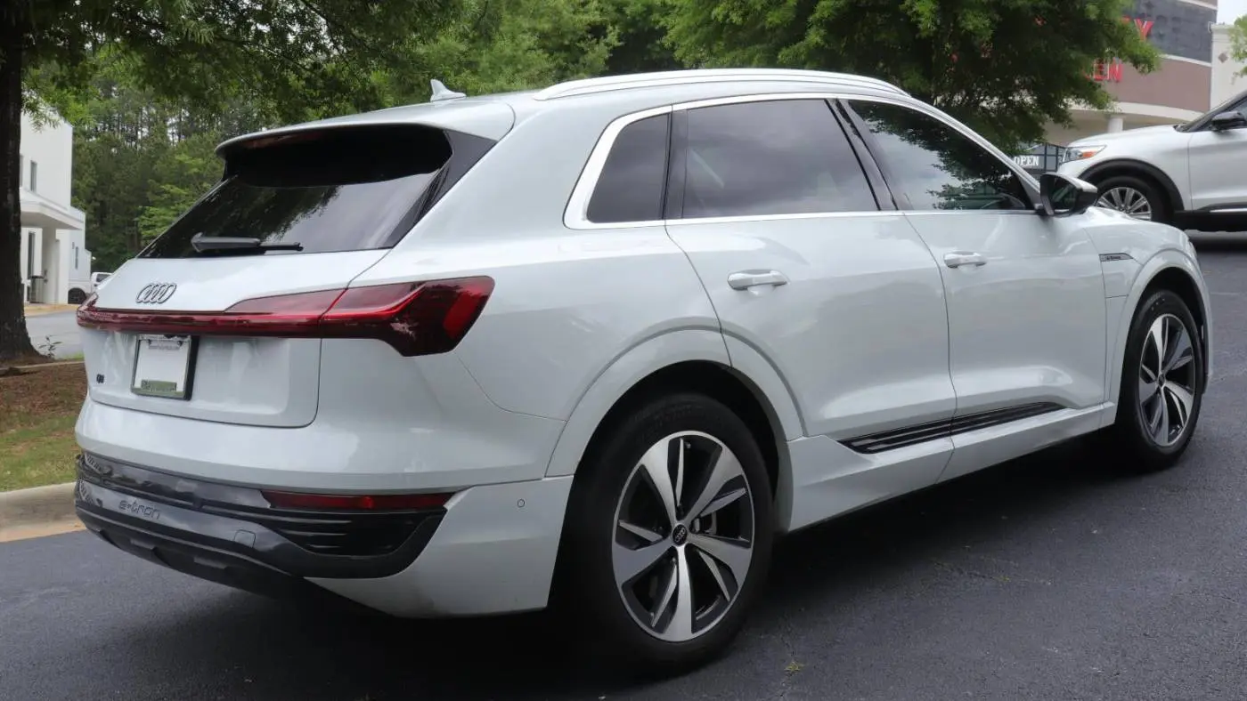 2024 Audi Q8 e-tron WA15AAGE5RB026132