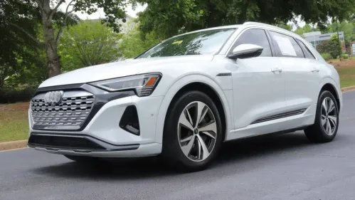 2024 Audi Q8 e-tron WA15AAGE5RB026132