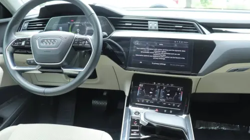 2024 Audi Q8 e-tron WA15AAGE5RB026132