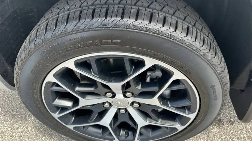 2024 Jeep Grand Cherokee 1C4RJYE65R8500492