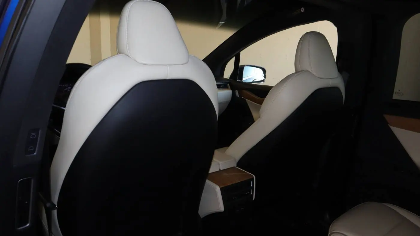 2020 Tesla Model X 5YJXCDE29LF232559