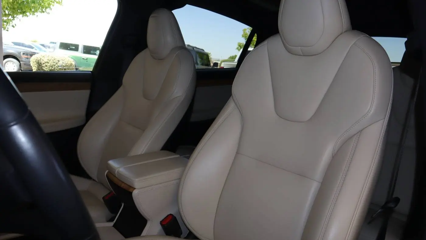 2020 Tesla Model X 5YJXCDE29LF232559