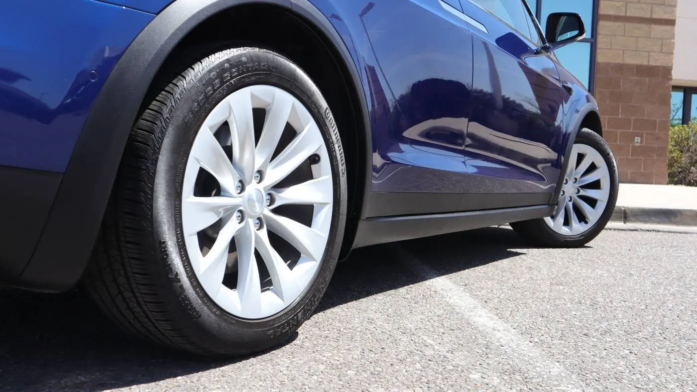 2020 Tesla Model X 5YJXCDE29LF232559