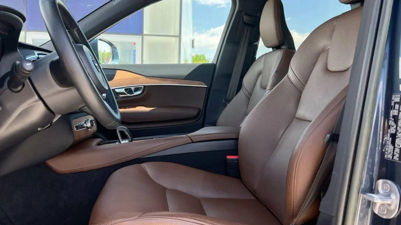 2023 Volvo XC90 YV4H60CN4P1925536