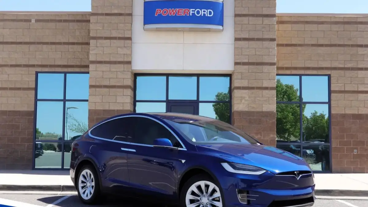 2020 Tesla Model X 5YJXCDE29LF232559