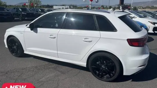 2017 Audi A3 Sportback e-tron WAUUPBFF1HA084112