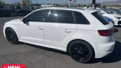 2017 Audi A3 Sportback e-tron WAUUPBFF1HA084112