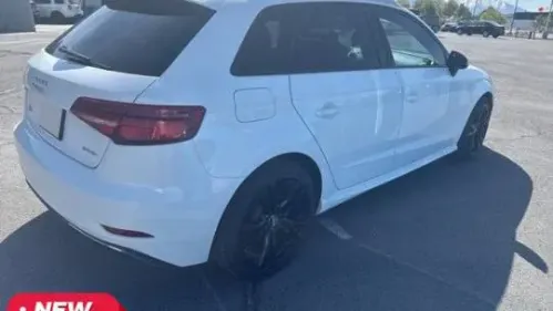 2017 Audi A3 Sportback e-tron WAUUPBFF1HA084112
