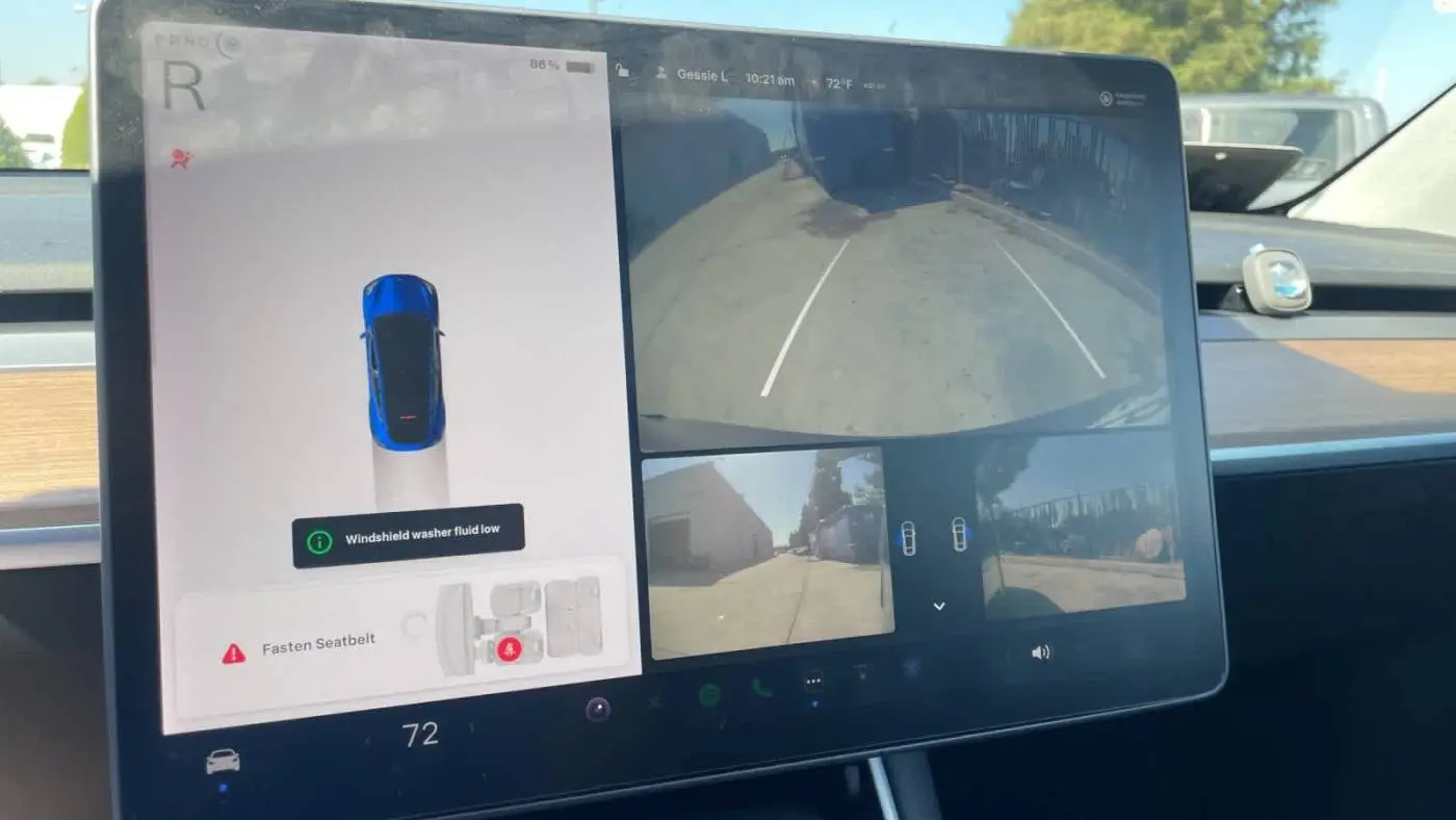 2020 Tesla Model Y 5YJYGDEE3LF055168