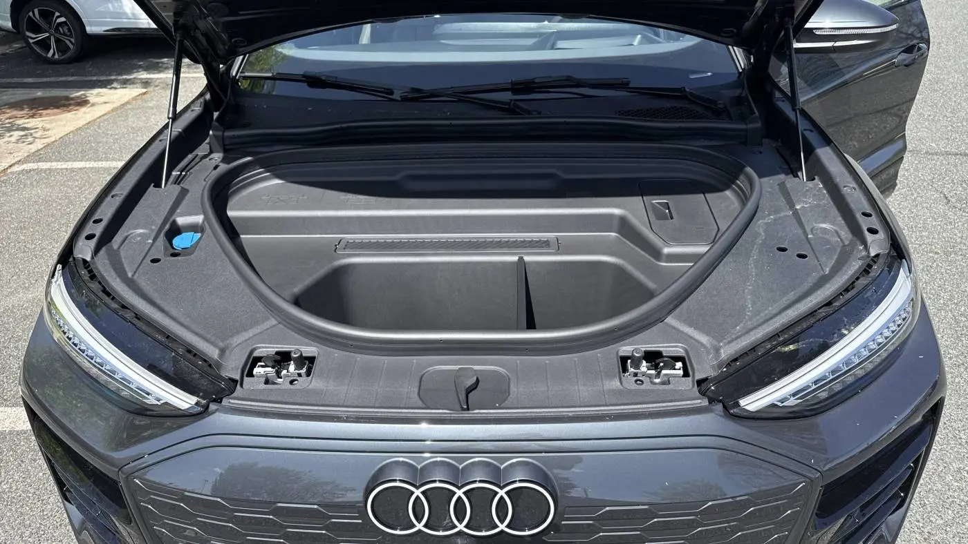 2025 Audi Q6 e-tron WA124BGF5SA039905