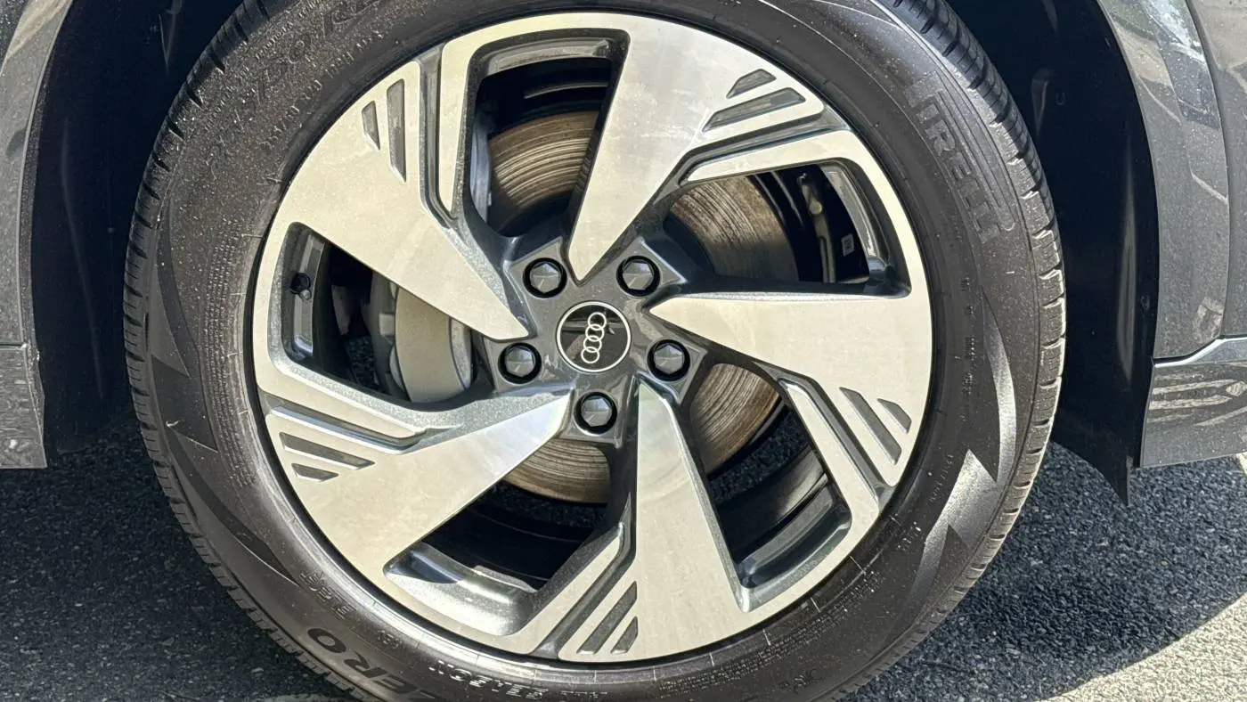 2025 Audi Q6 e-tron WA124BGF5SA039905