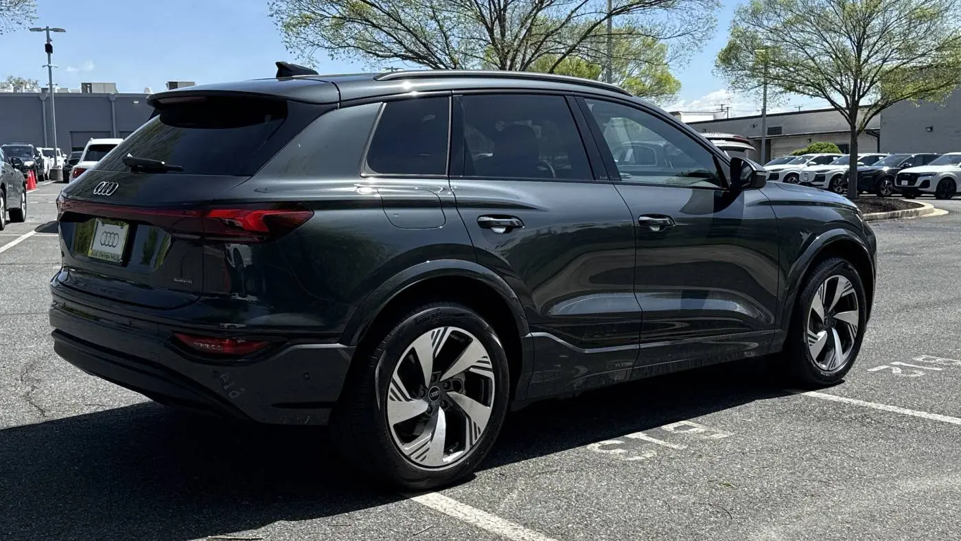 2025 Audi Q6 e-tron WA124BGF5SA039905