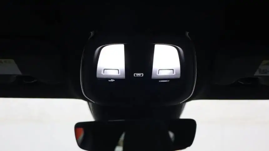 2021 Polestar 2 - Images - 20