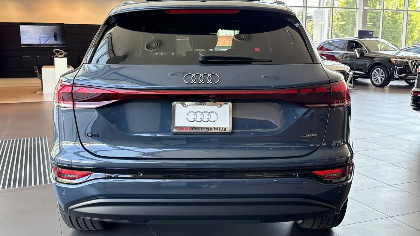 2025 Audi Q6 e-tron WA124BGFXSA038541