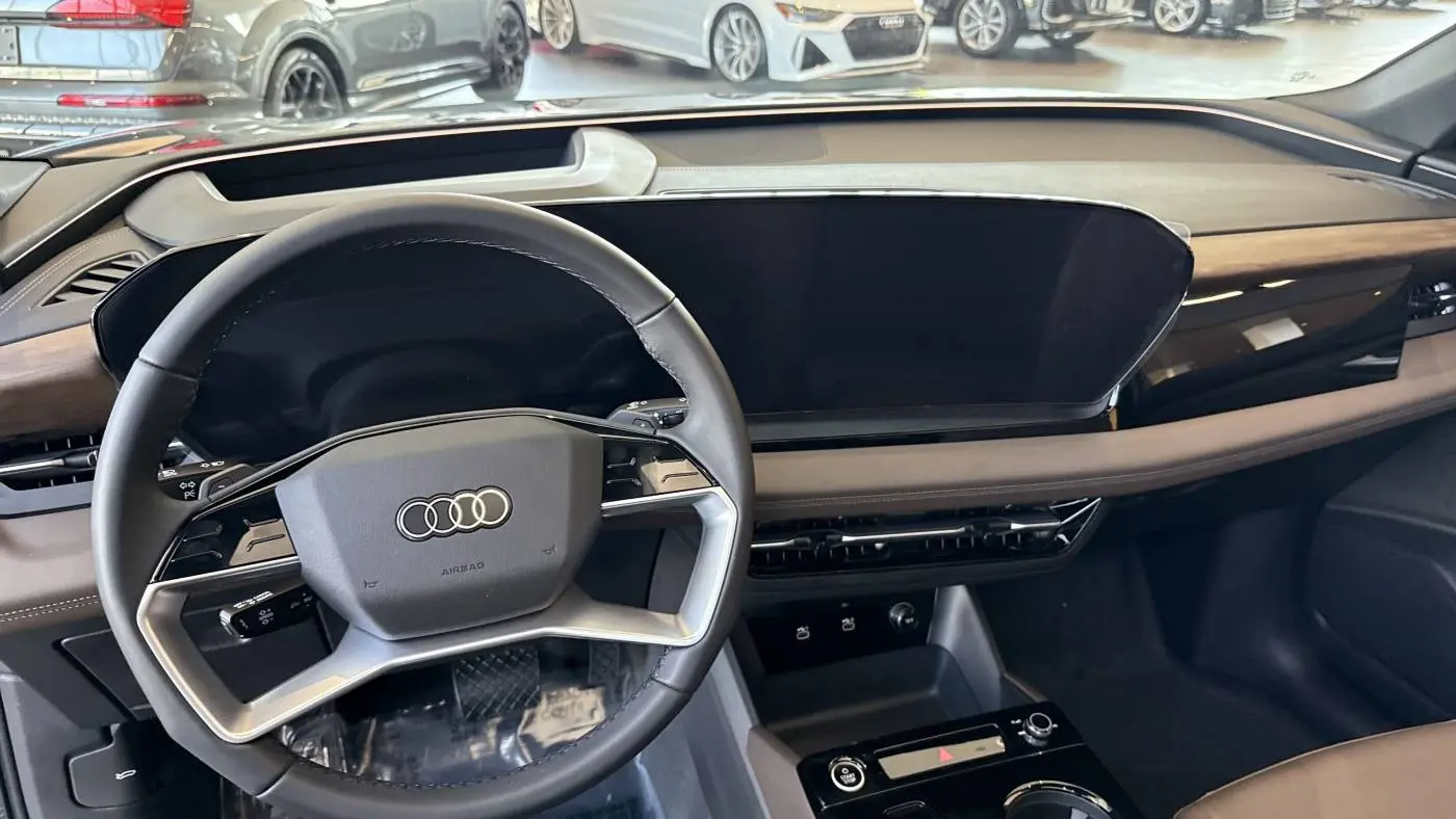 2025 Audi Q6 e-tron WA124BGFXSA038541