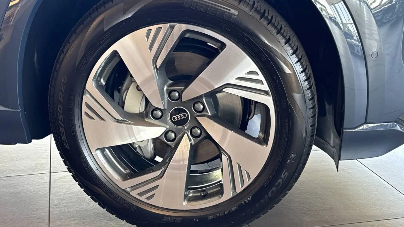 2025 Audi Q6 e-tron WA124BGFXSA038541