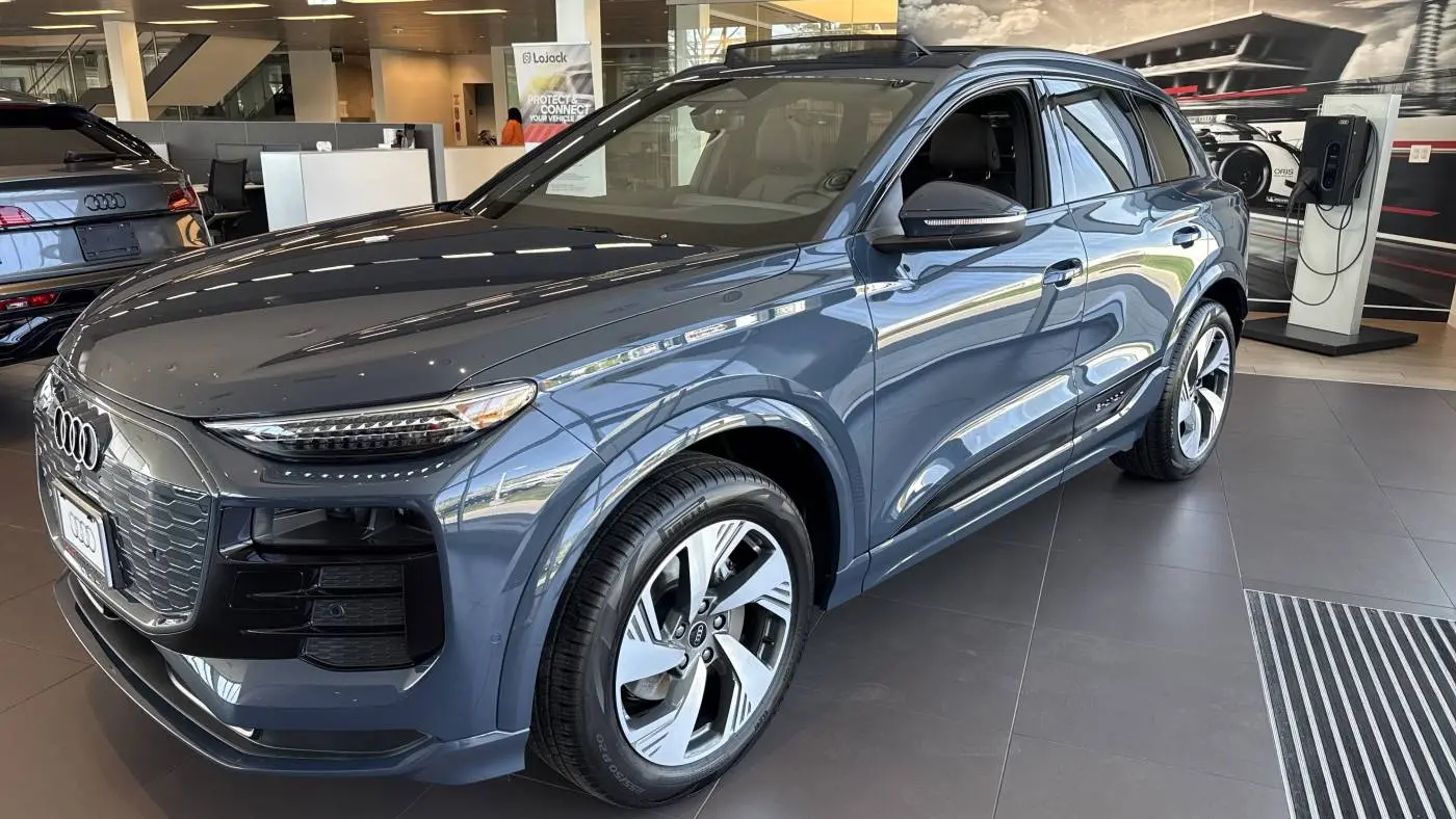 2025 Audi Q6 e-tron WA124BGFXSA038541