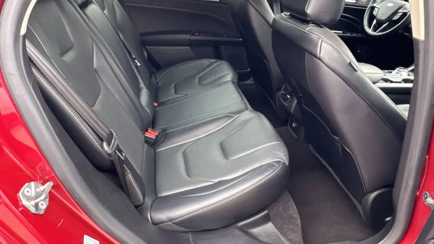 2020 Ford Fusion Energi 3FA6P0SUXLR181771