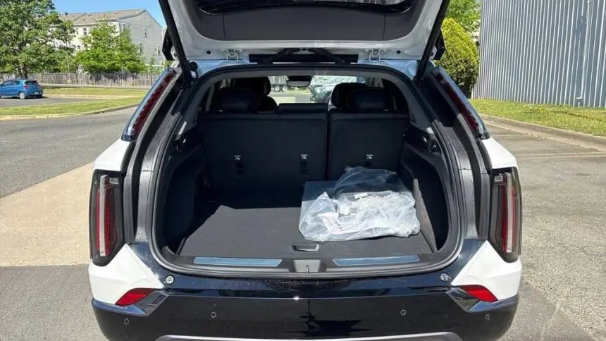 2025 Cadillac OPTIQ 3GYK3EMR2SS158111