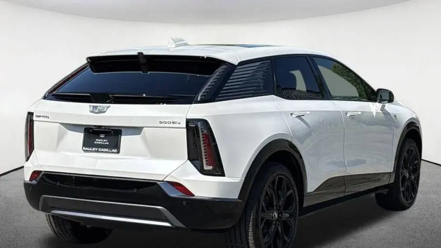 2025 Cadillac OPTIQ 3GYK3EMR2SS158111