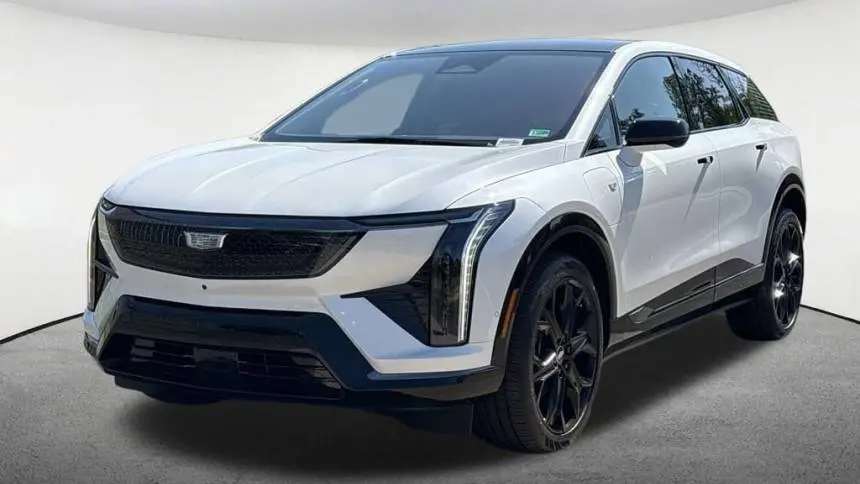 2025 Cadillac OPTIQ 3GYK3EMR2SS158111