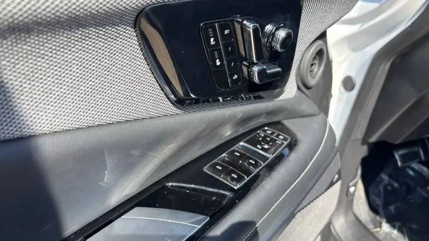 2025 Cadillac OPTIQ 3GYK3EMR2SS158111