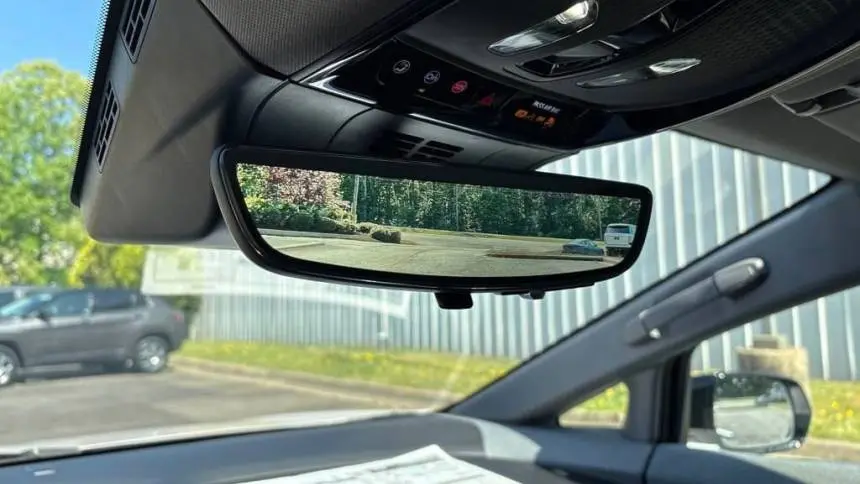 2025 Cadillac OPTIQ 3GYK3EMR2SS158111