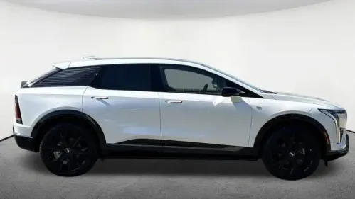 2025 Cadillac OPTIQ 3GYK3EMR2SS158111