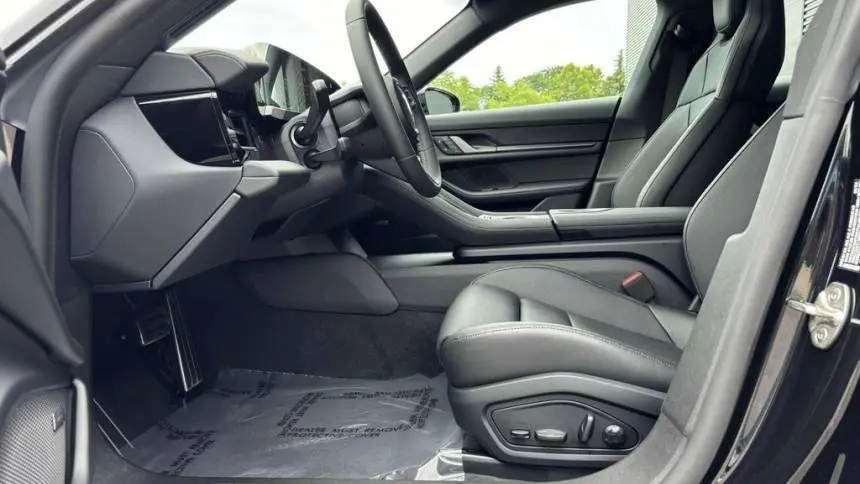 2025 Porsche Taycan WP0AA2Y18SSA08755