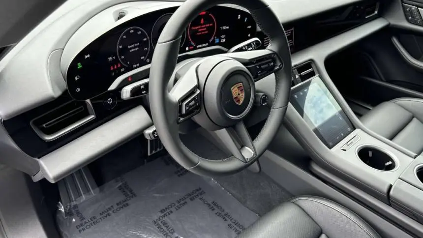 2025 Porsche Taycan WP0AA2Y18SSA08755
