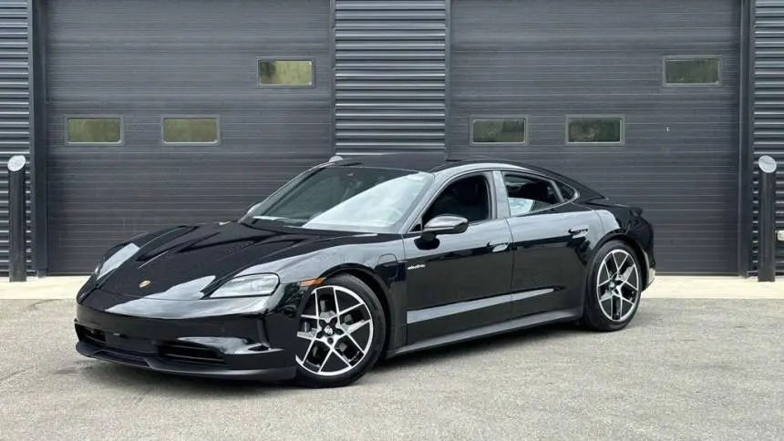2025 Porsche Taycan WP0AA2Y18SSA08755