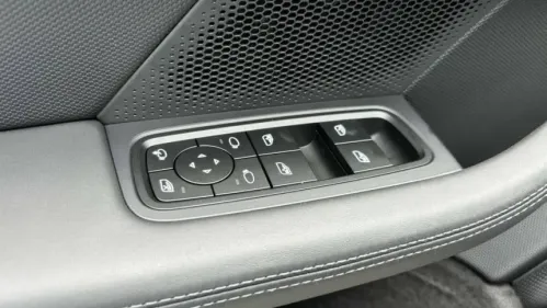 2025 Porsche Taycan WP0AA2Y18SSA08755