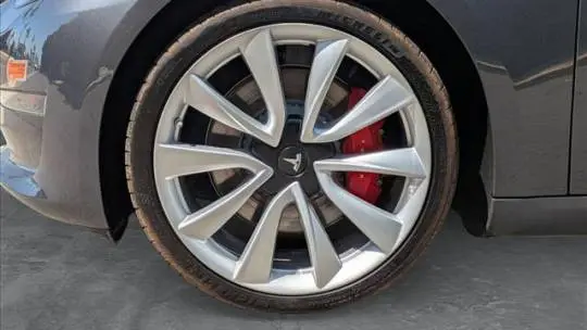 2019 Tesla Model 3 5YJ3E1EB7KF513846