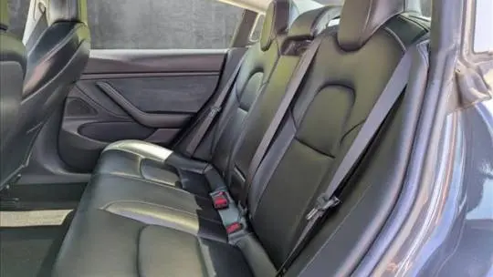 2019 Tesla Model 3 5YJ3E1EB7KF513846