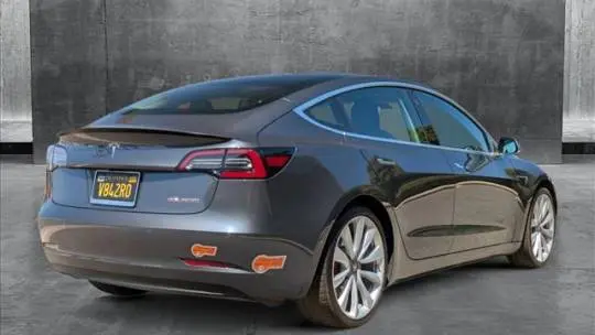 2019 Tesla Model 3 5YJ3E1EB7KF513846