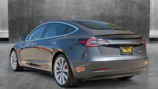 2019 Tesla Model 3 5YJ3E1EB7KF513846