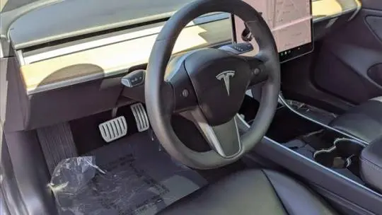 2019 Tesla Model 3 5YJ3E1EB7KF513846