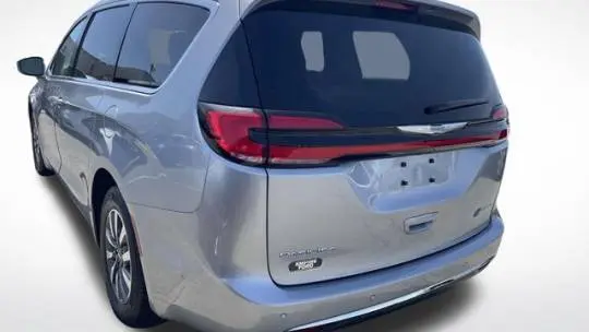 2021 Chrysler Pacifica 2C4RC1L78MR594586