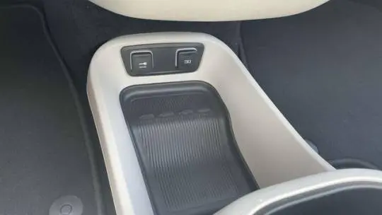 2021 Chrysler Pacifica 2C4RC1L78MR594586