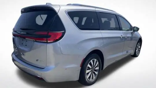 2021 Chrysler Pacifica 2C4RC1L78MR594586