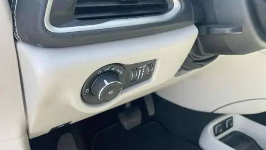 2021 Chrysler Pacifica 2C4RC1L78MR594586