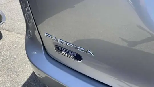 2021 Chrysler Pacifica 2C4RC1L78MR594586