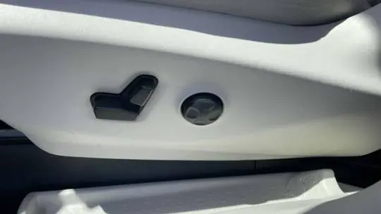 2021 Chrysler Pacifica 2C4RC1L78MR594586